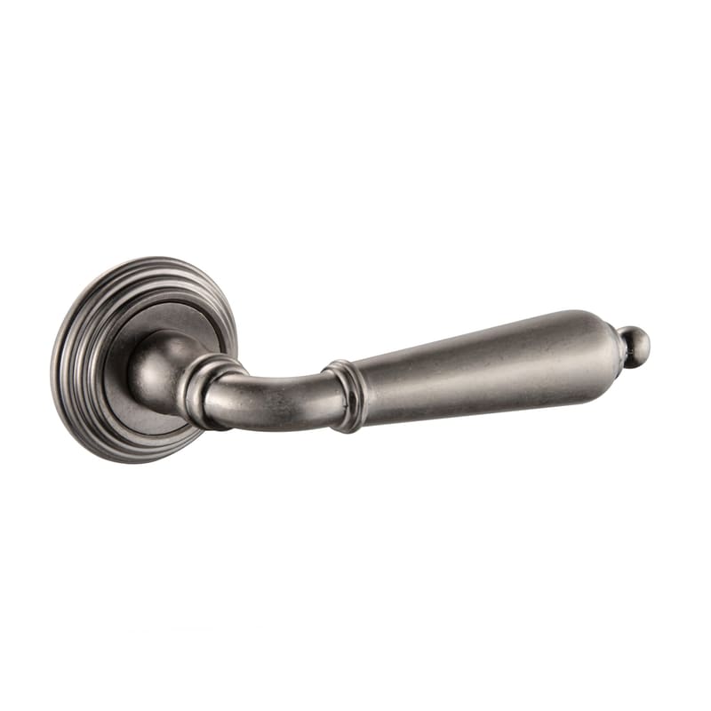 Дверные ручки POMOLO V203 AGED SILVER