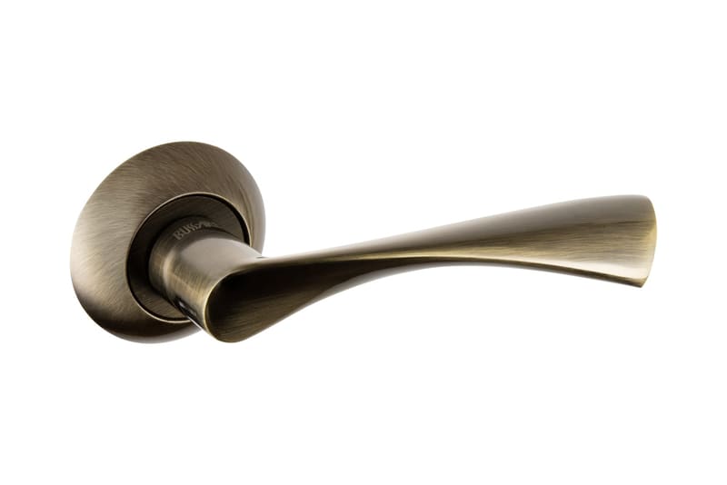Дверные ручки CLASSICO A-01-10 ANT.BRONZE